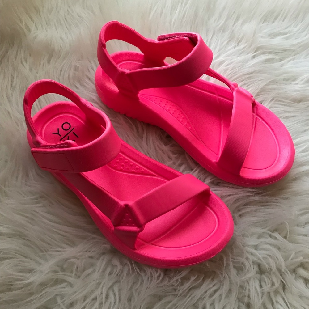 Neon Pink Lightweight Universal Strap Sandals